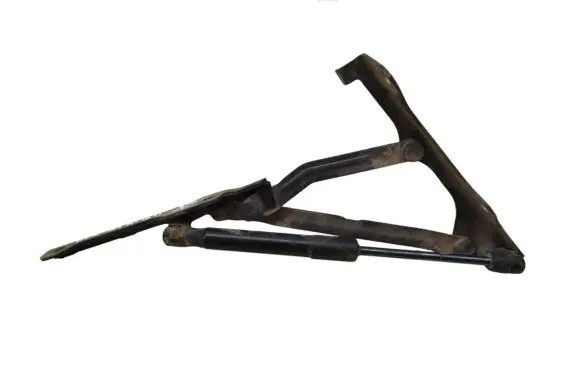 Subaru Legacy Tailgate/trunk/boot hinge