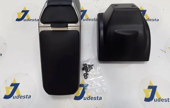 Volkswagen Golf V Armrest