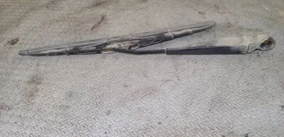 Volkswagen Routan Rear wiper blade 802005182380AA