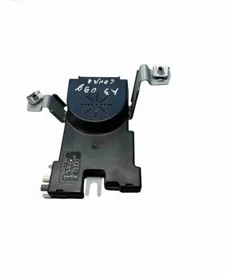 Audi A3 S3 8P Aerial antenna amplifier 8P4035225D