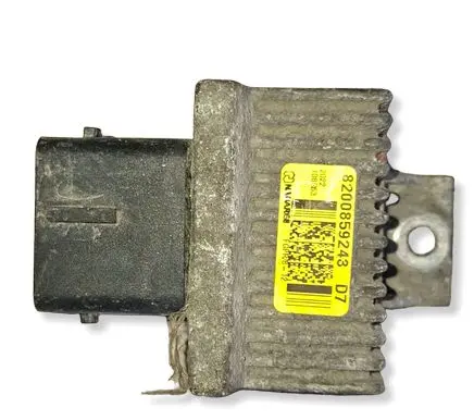 Renault Megane III Glow plug pre-heat relay 8200859243