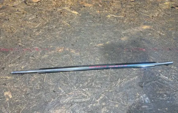 Mazda CX-5 II Front door glass trim molding S2510G333-M