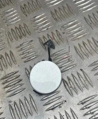 Seat Leon (5F) Rear bumper row hook cap/cover 