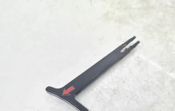 Volkswagen Bora Engine bonnet (hood) release handle 1J5823593C