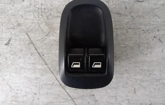 Peugeot 206 Quarter vent window switch 