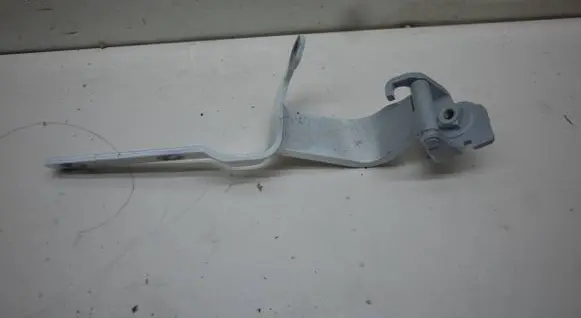 Audi A7 S7 4G Tailgate/trunk/boot hinge 4G8827300