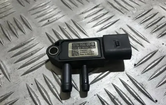 Volkswagen PASSAT B7 Air pressure sensor 076906051b 02998615