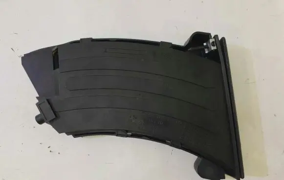 BMW 5 E60 E61 Cup holder front 7034132