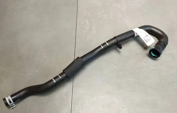 Volkswagen Amarok II Engine coolant pipe/hose MB3G18K580PC