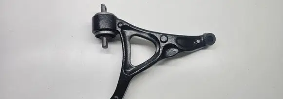 Volvo XC90 Front lower control arm/wishbone 8646614 MN0050304 30639781