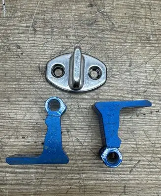 Porsche Macan (95B) Front door hinge set 4G0831401D