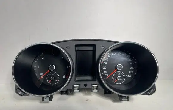 Volkswagen Golf VI Speedometer (instrument cluster) 5K0920860G 5K0920860