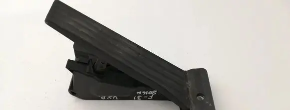 BMW 3 F30 F35 F31 Accelerator throttle pedal 6853175