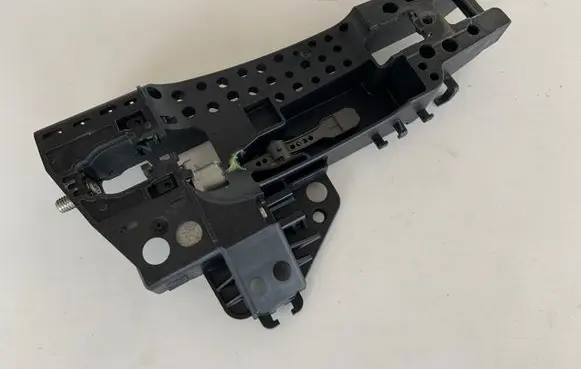 Audi A6 S6 C7 4G Front door exterior handle/bracket 4H0837886