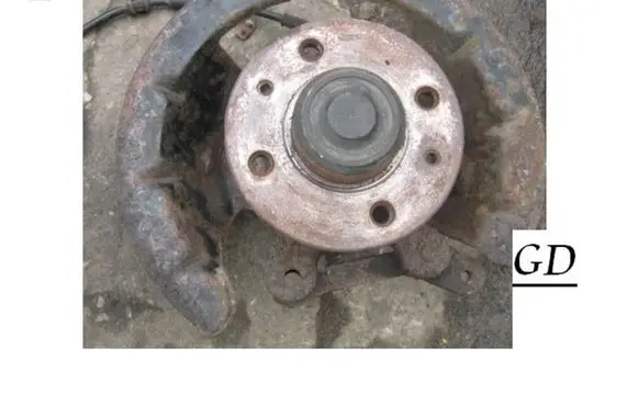 Renault Laguna I Rear wheel hub