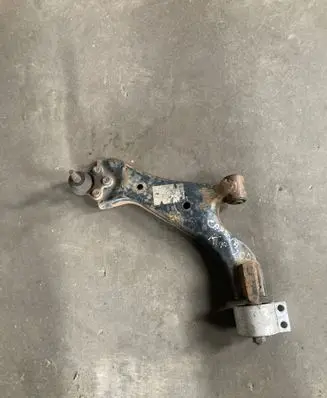 Chevrolet Captiva Front lower control arm/wishbone
