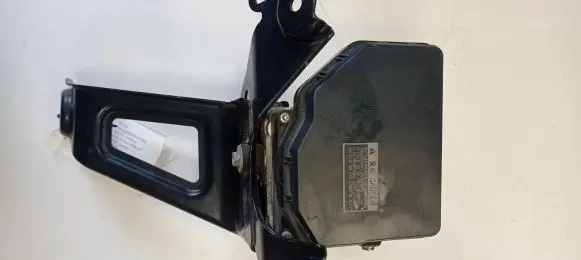 Toyota Sienna XL30 III ABS Pump 4454008170 8954108170
