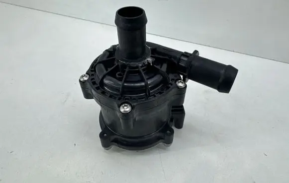 Fisker Ocean Electric auxiliary coolant/water pump FM2930130028A
