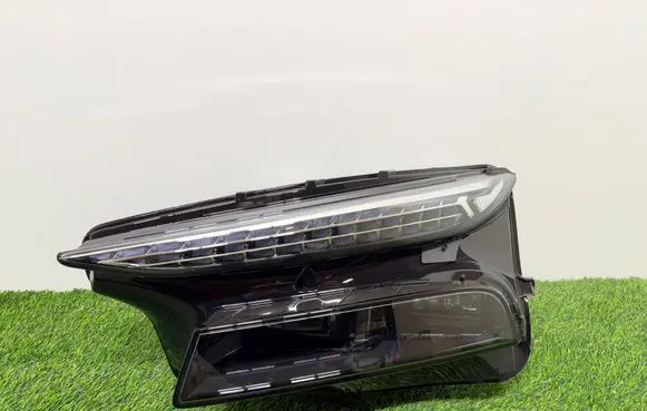 Audi A6 etron 85E Headlight/headlamp 85E941039R