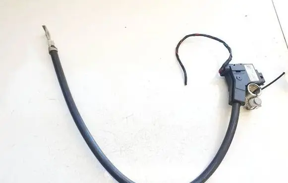 BMW 5 GT F07 Positive cable (battery) 6112923443701 14464710CZ