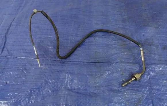 Mercedes-Benz ML W164 Exhaust gas temperature sensor A0009050332