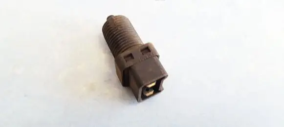 Renault Laguna I Brake pedal sensor switch 7700785258
