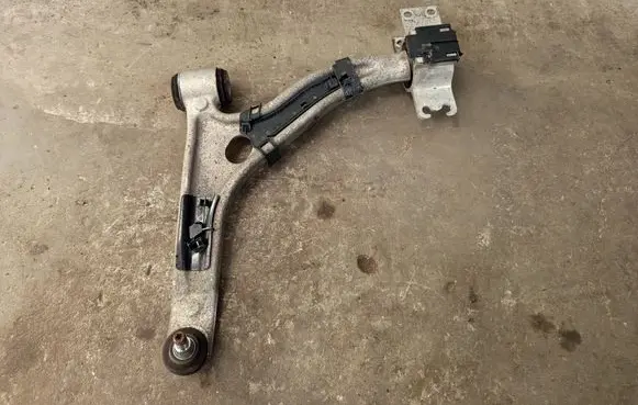 Mercedes-Benz B W246 W242 Front control arm W246LEWAH