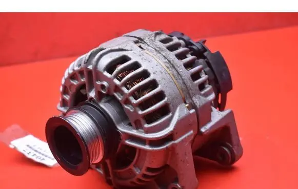 Opel Vectra C Generator/alternator 55556067ZJ