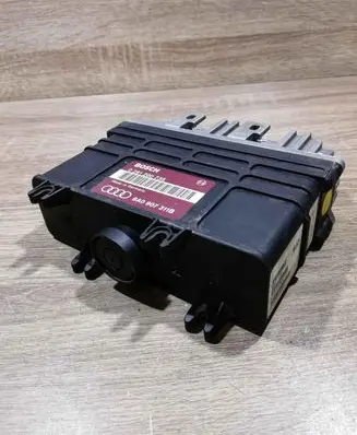 Audi 80 90 S2 B4 Engine control unit/module ECU 8A0907311B 0261200735