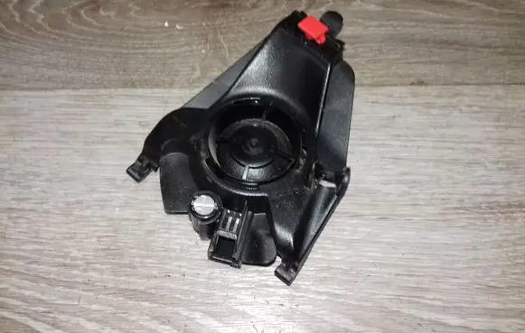 Volvo V70 Parcel shelf speaker 8633992