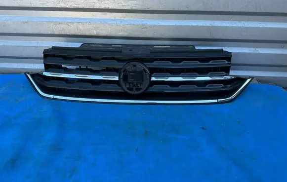 Volkswagen T-Cross Front bumper upper radiator grill 2GM853651C 2GM853651D