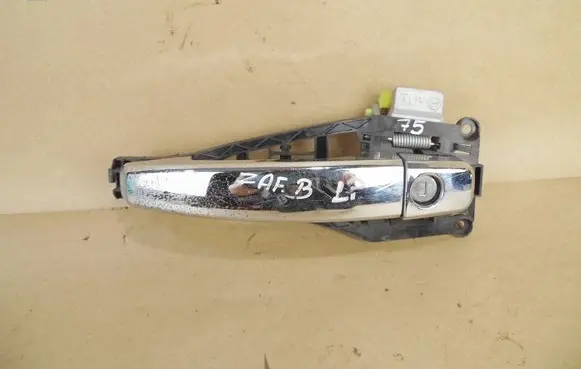 Opel Zafira B Front door exterior handle