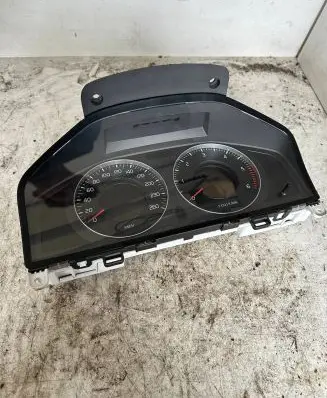 Volvo S80 Speedometer (instrument cluster) 30786053aa