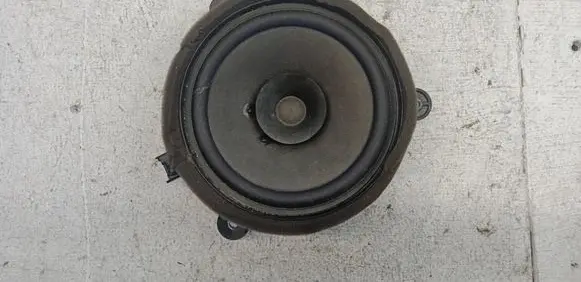 Volvo V50 Front door speaker 30752083