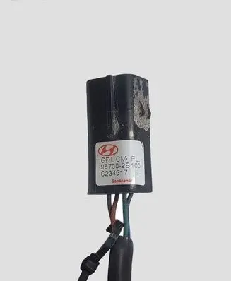 Hyundai Santa Fe Parking PDC sensor 957002B100 C234517 1102249228