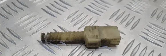 Audi 100 S4 C4 Brake pedal sensor switch 443945515