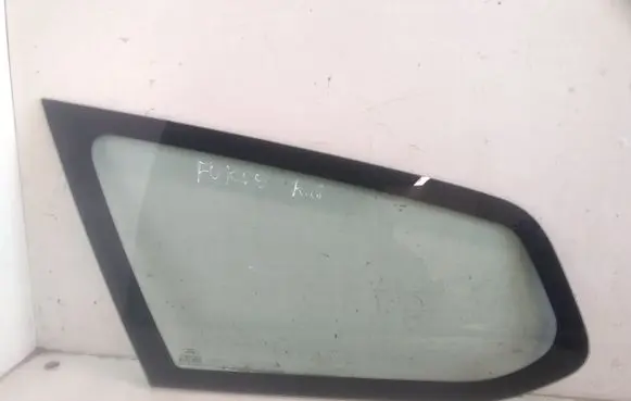 Ford Focus Rear side window