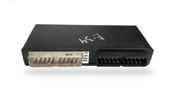 BMW 5 E34 Comfort/convenience module 1379741 61351379741