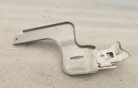 Audi A6 S6 C7 4G Tie down hook / loop 4G9864199A