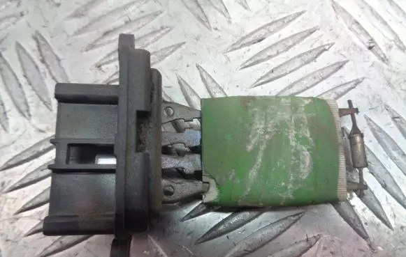 Fiat Panda II Heater blower fan relay B837