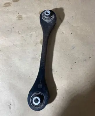 Volkswagen Tiguan Rear control arm 5Q0501529E