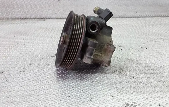 Ford Focus Power steering pump