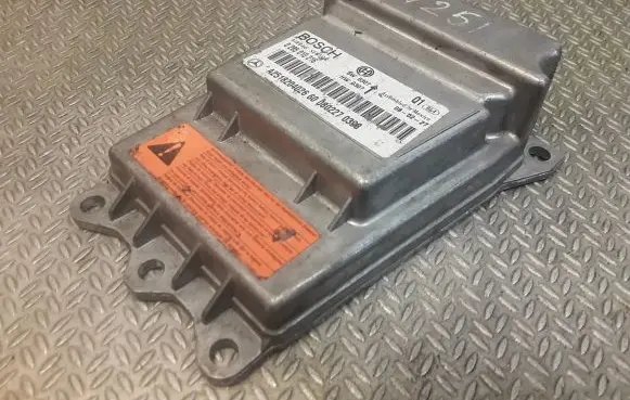 Mercedes-Benz R W251 Airbag control unit/module 2518204026