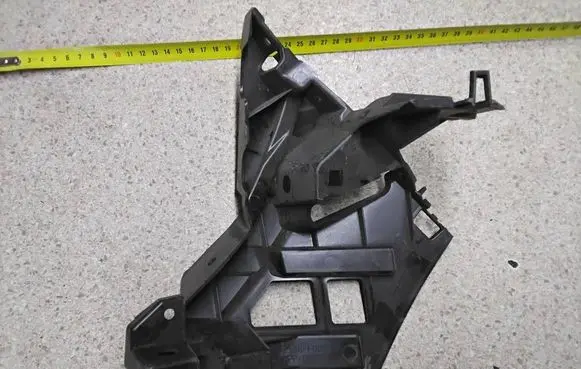 Mercedes-Benz GL X166 Front bumper mounting bracket X166F007 X166F007L