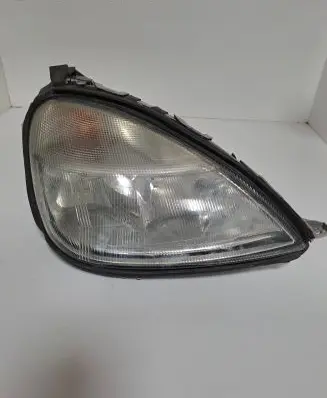 Mercedes-Benz A W168 Headlight/headlamp A1688200261 0301152202