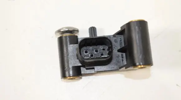 BMW 5 E60 E61 Airbag deployment crash/impact sensor 6977398