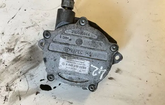 Mitsubishi Colt Vacuum pump A6402300265 160205052 1014113
