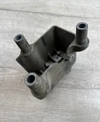 Mercedes-Benz Vito Viano W639 Engine mounting bracket A6461420042