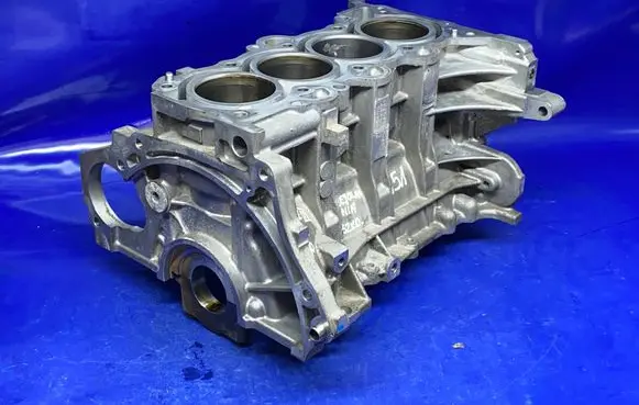 KIA Sportage Engine block 211112B600