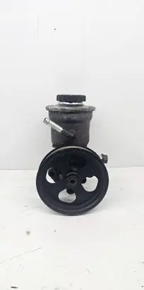 Toyota Avensis T250 Power steering pump